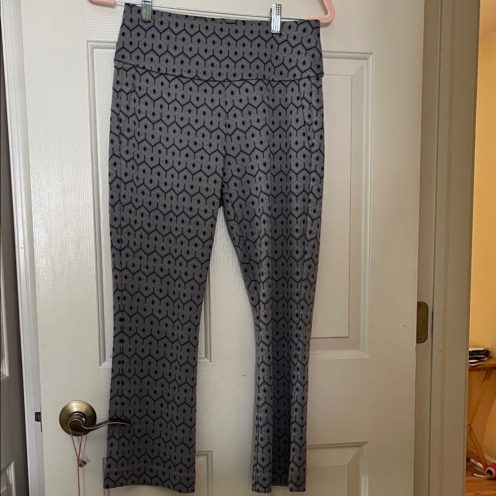CAbi Gray Patterned Leggings